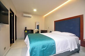 Hotel Colono Beach