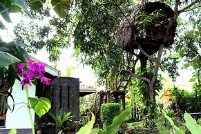 Villa Shade
