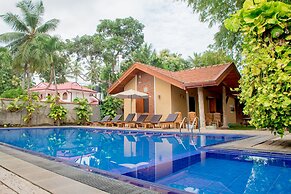 Villa Shade