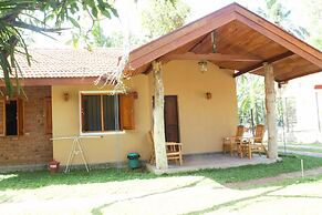Villa Shade
