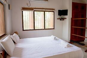 Villa Shade