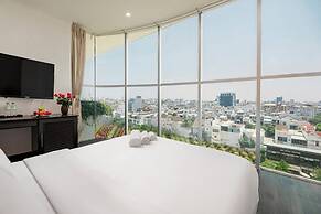Amanda Hotel