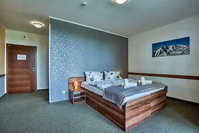 Hotel Avalanche