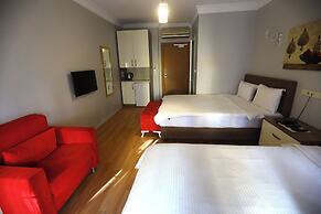 Zendy Suite Hotel