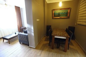 Zendy Suite Hotel