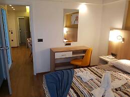 Sunny Days Hotel
