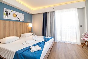 Sunny Days Hotel