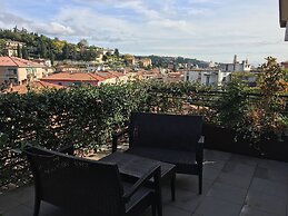 Nuova Opera Rooms