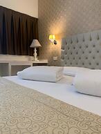 Nuova Opera Rooms
