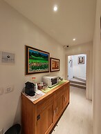 Nuova Opera Rooms