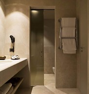 A.Roma Lifestyle Hotel