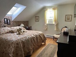 Marshlands Inn
