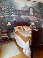 Marshlands Inn