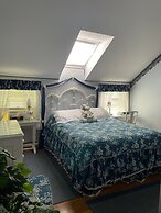 Marshlands Inn