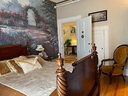 Marshlands Inn