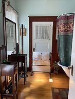 Marshlands Inn