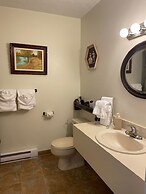 Marshlands Inn