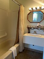 Marshlands Inn