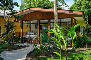 Laguna Lodge