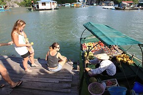 Halong Seasun Cruise