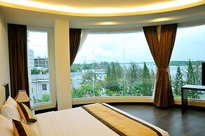 International Hotel
