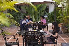 Mali Namphu Hotel