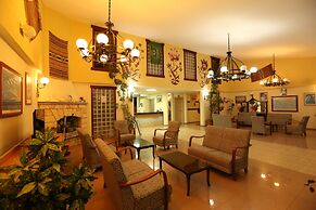 Mavruka Hotel