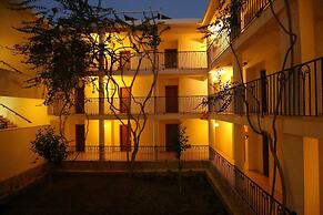 Mavruka Hotel