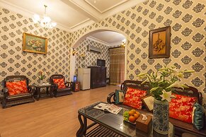 Dragon Hotel