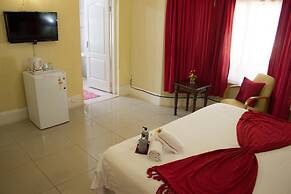 Maple's Guest House
