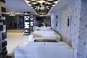 Holiday City Hotel