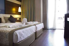 Holiday City Hotel