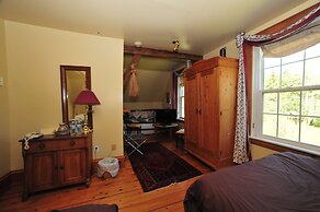 Little Shemogue Inn