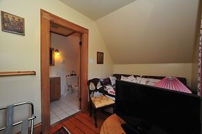 Little Shemogue Inn