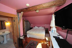 Little Shemogue Inn