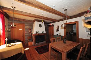 Little Shemogue Inn