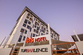 ibis Mackay