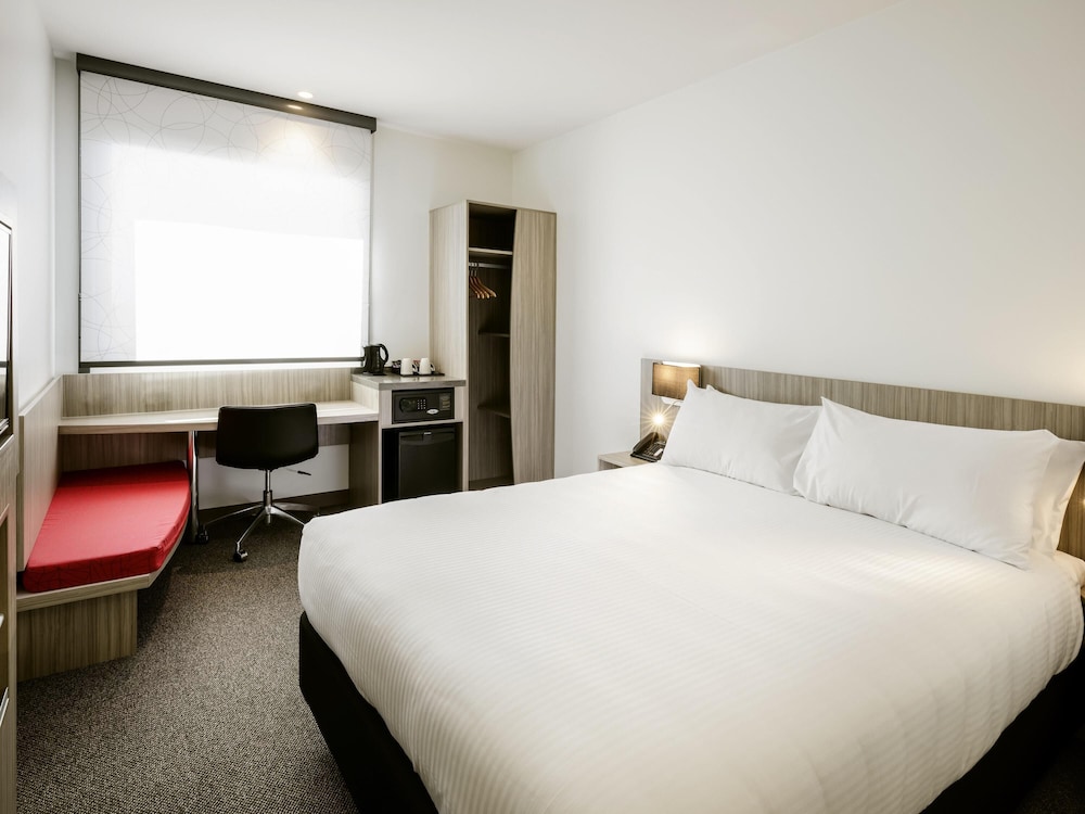 ibis Mackay