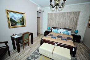 Dream Hotel