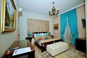 Dream Hotel