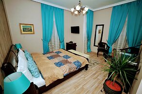 Dream Hotel
