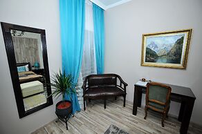 Dream Hotel
