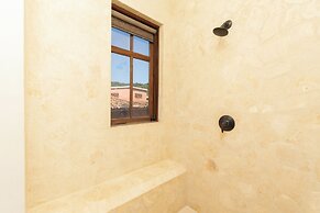 Las Catalinas Doorway