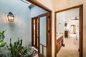 Las Catalinas Doorway