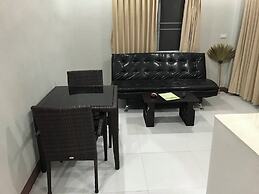 Krisada Beach Resort