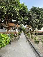 Krisada Beach Resort