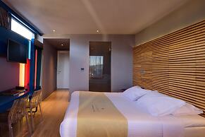 Essence Hotel