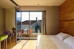 Essence Hotel