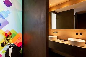 Essence Hotel