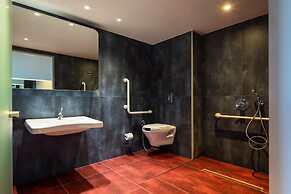 Essence Hotel